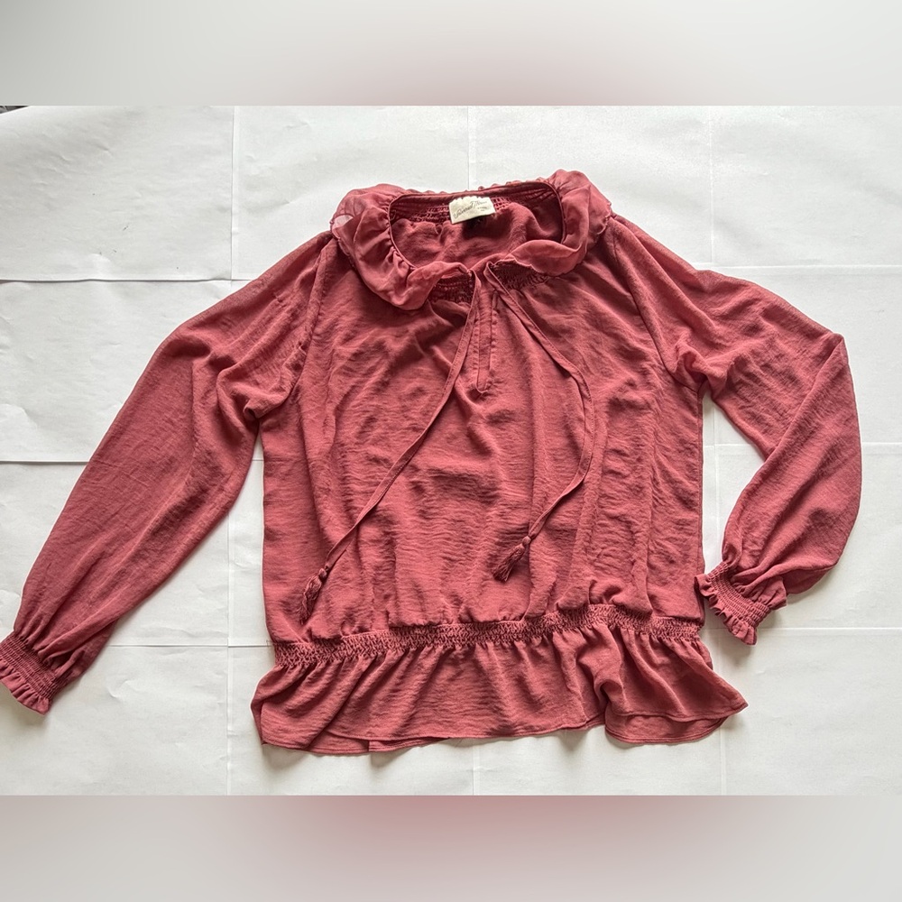 Universal Thread Boho Ruffle Blouse M | Dusty Rose Tie Neck Top